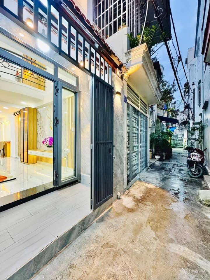 Chỉ 6.x tỷ nhà đẹp trung tâm Phú Nhuận Cô Bắc, 4 tầng 4PN ở liền