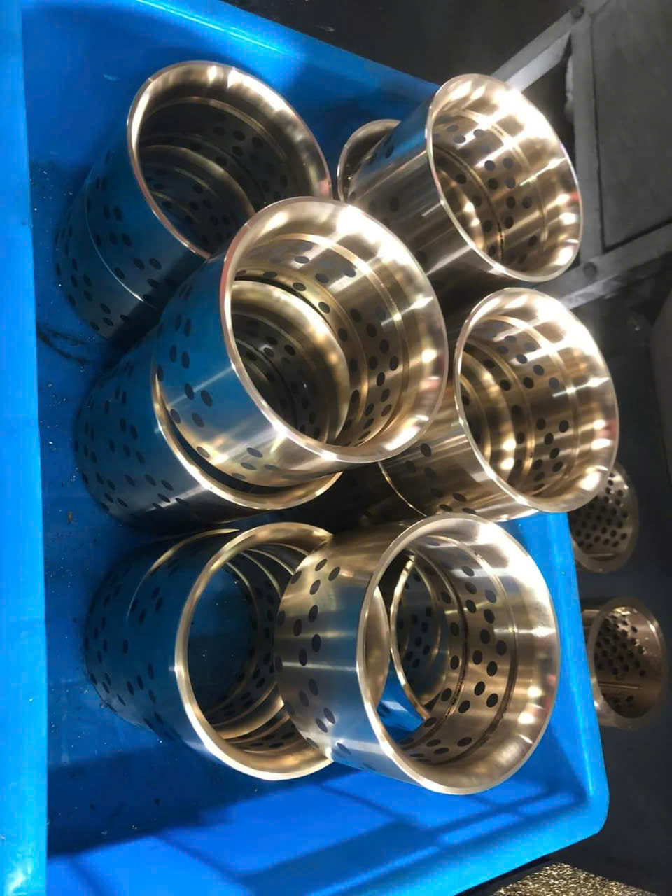 Cung cấp các loại bạc tự bôi trơn, bạc đồng tiết dầu