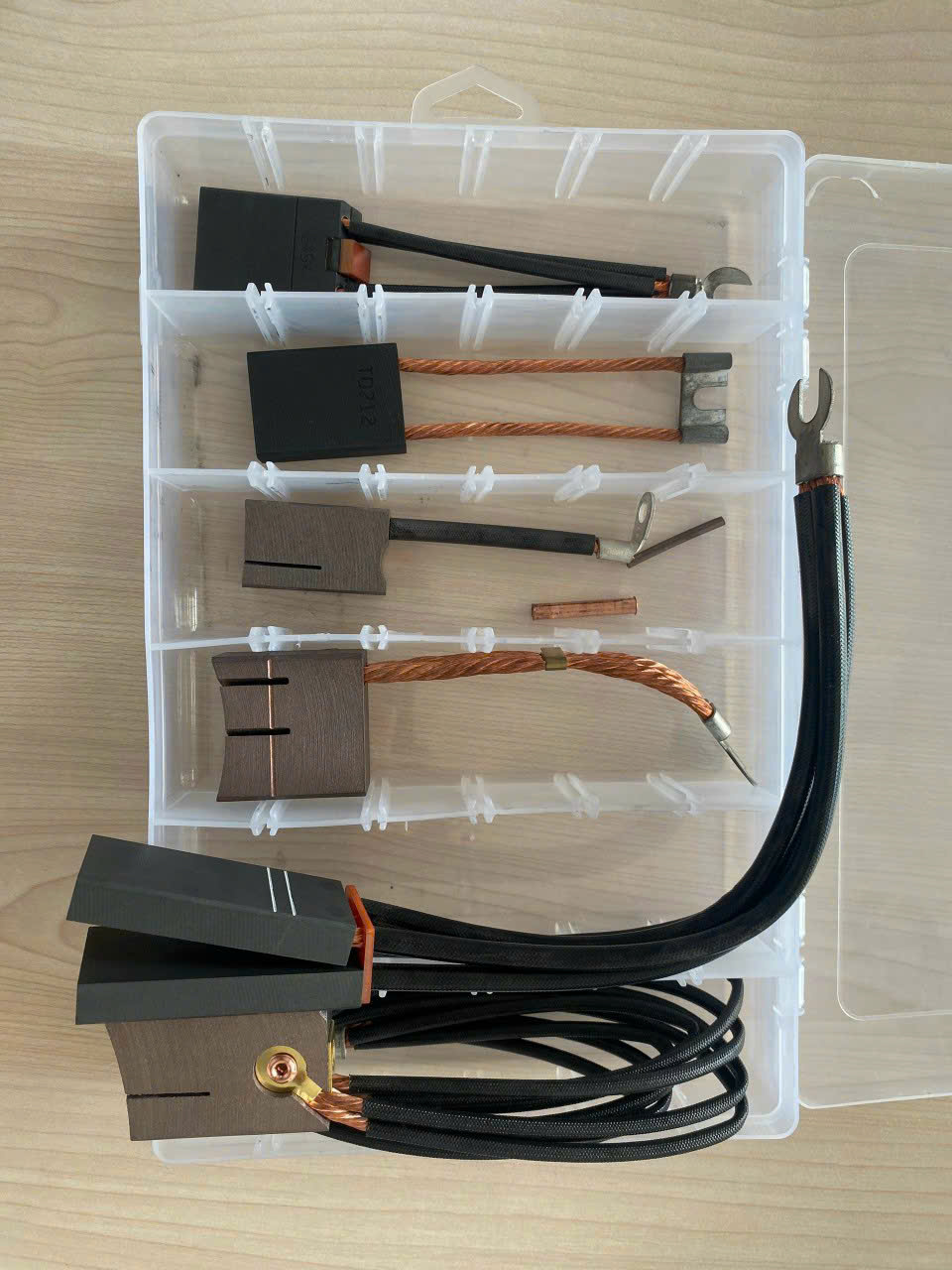 Cách lựa chọn chổi than công nghiệp phù hợp