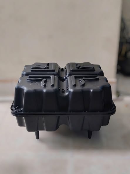 hộp nhựa xây dưungj uboot