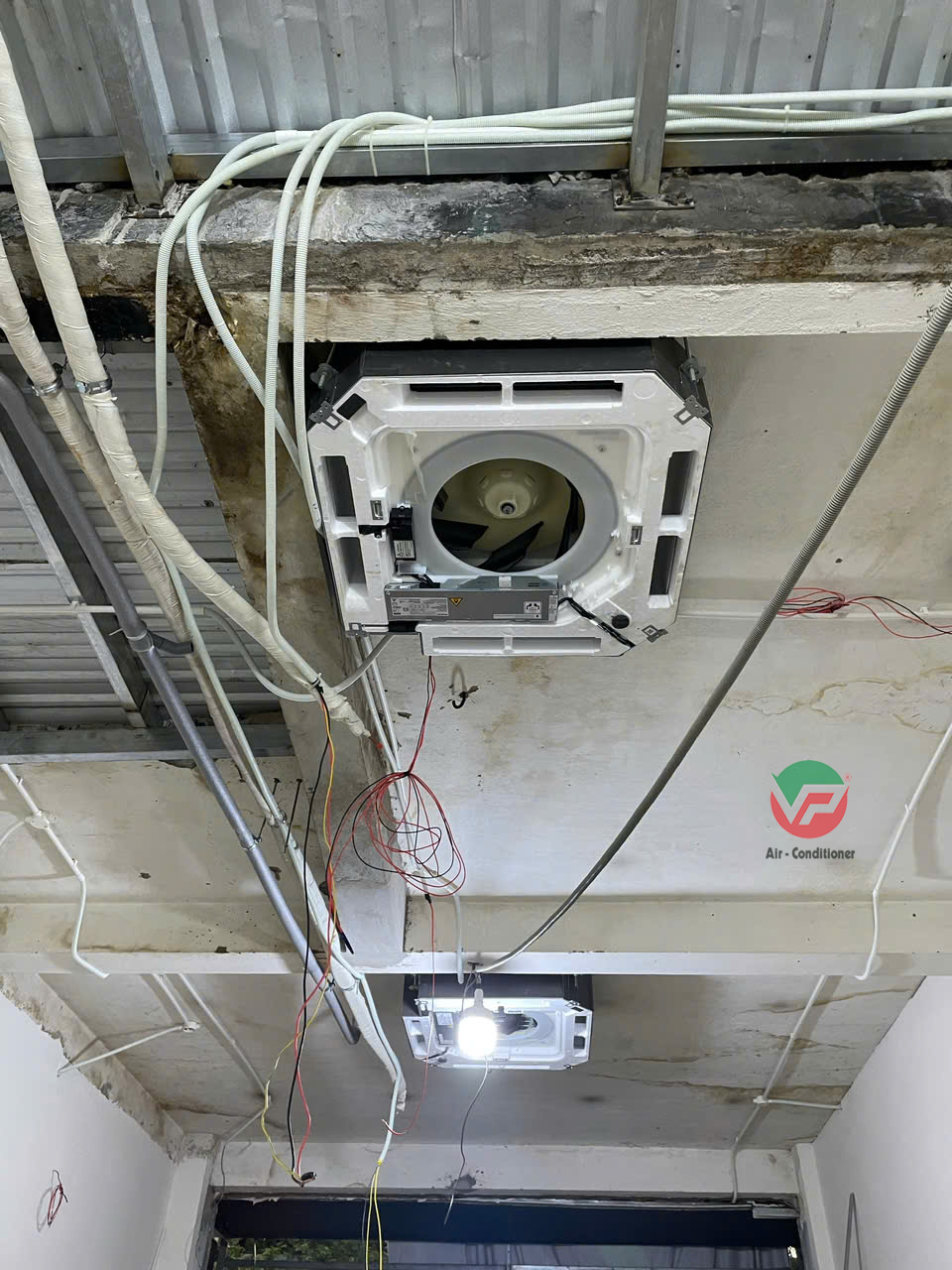 Nguồn bán giá lẻ Máy lạnh âm trần PANASONIC giá đại lý